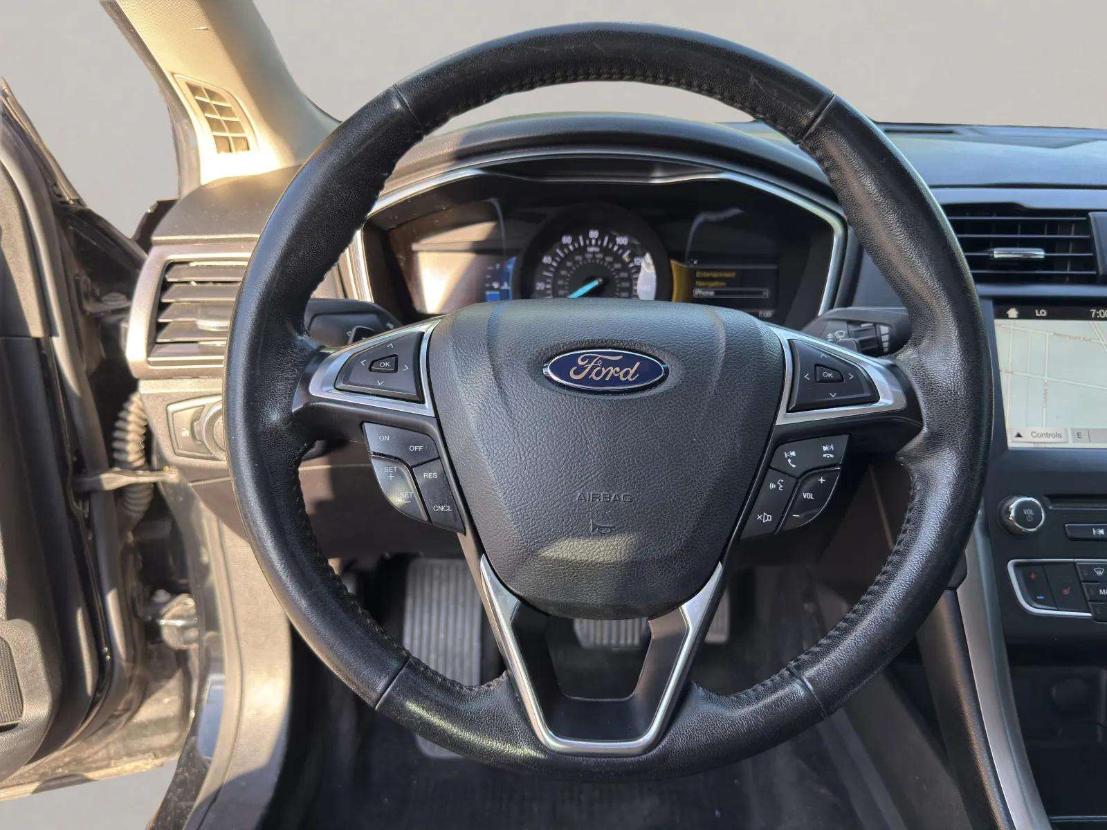 2018 Ford FUSION SE AWD — photo 14