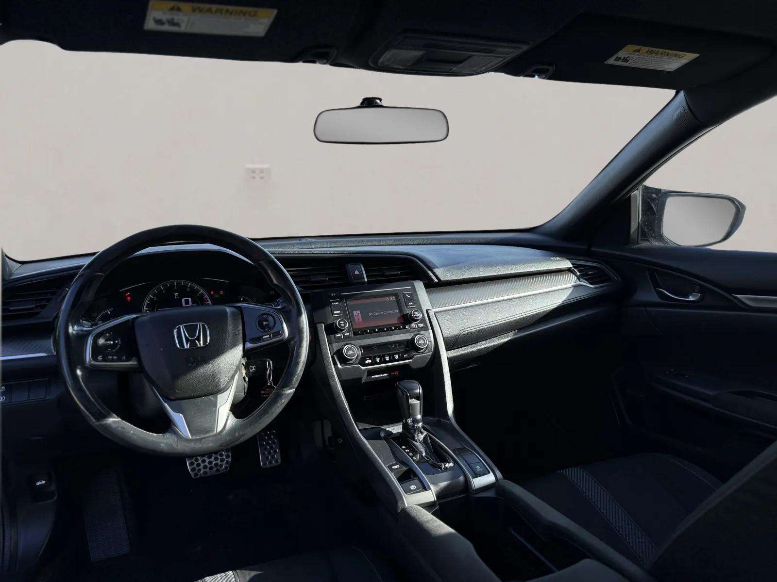 2018 Honda CIVIC HATCHBACK SPORT FWD — photo 13