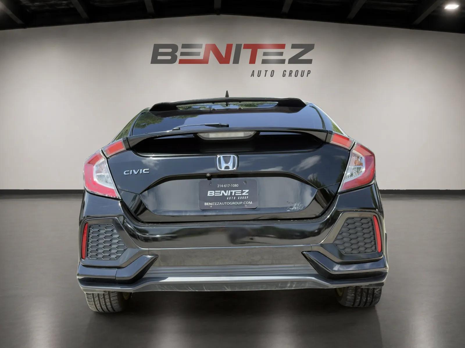 2018 Honda CIVIC EX HATCHBACK 4D — photo 8