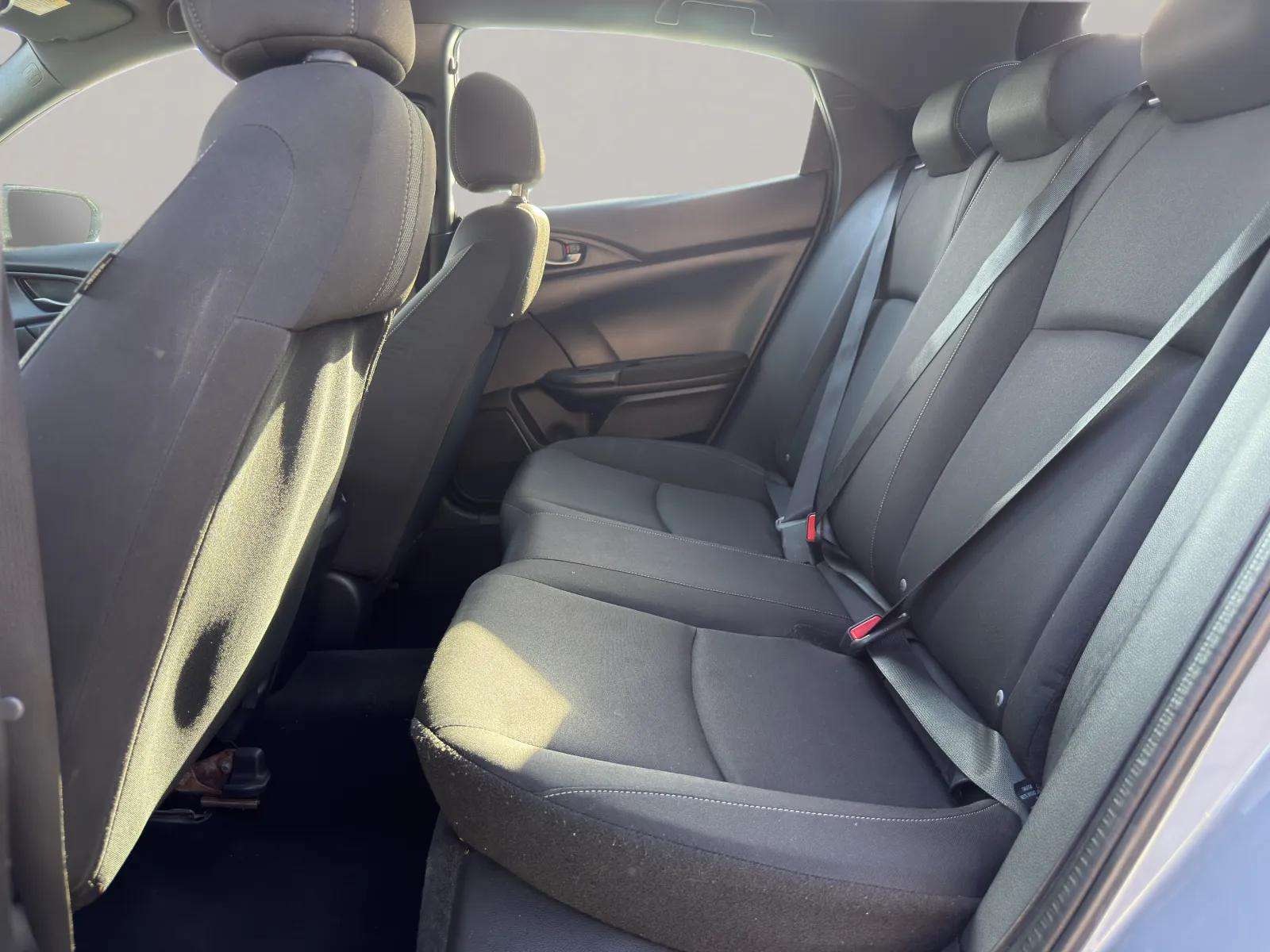 2018 Honda CIVIC HATCHBACK SPORT FWD — photo 24
