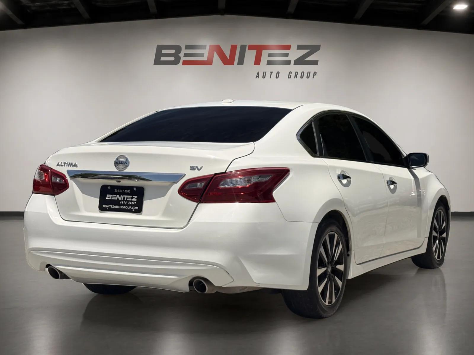 2018 Nissan Altima 2.5 SV Sedan 4D — photo 6