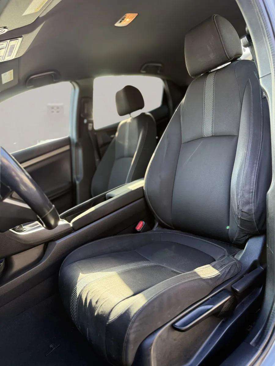 2018 Honda CIVIC HATCHBACK SPORT FWD — photo 14