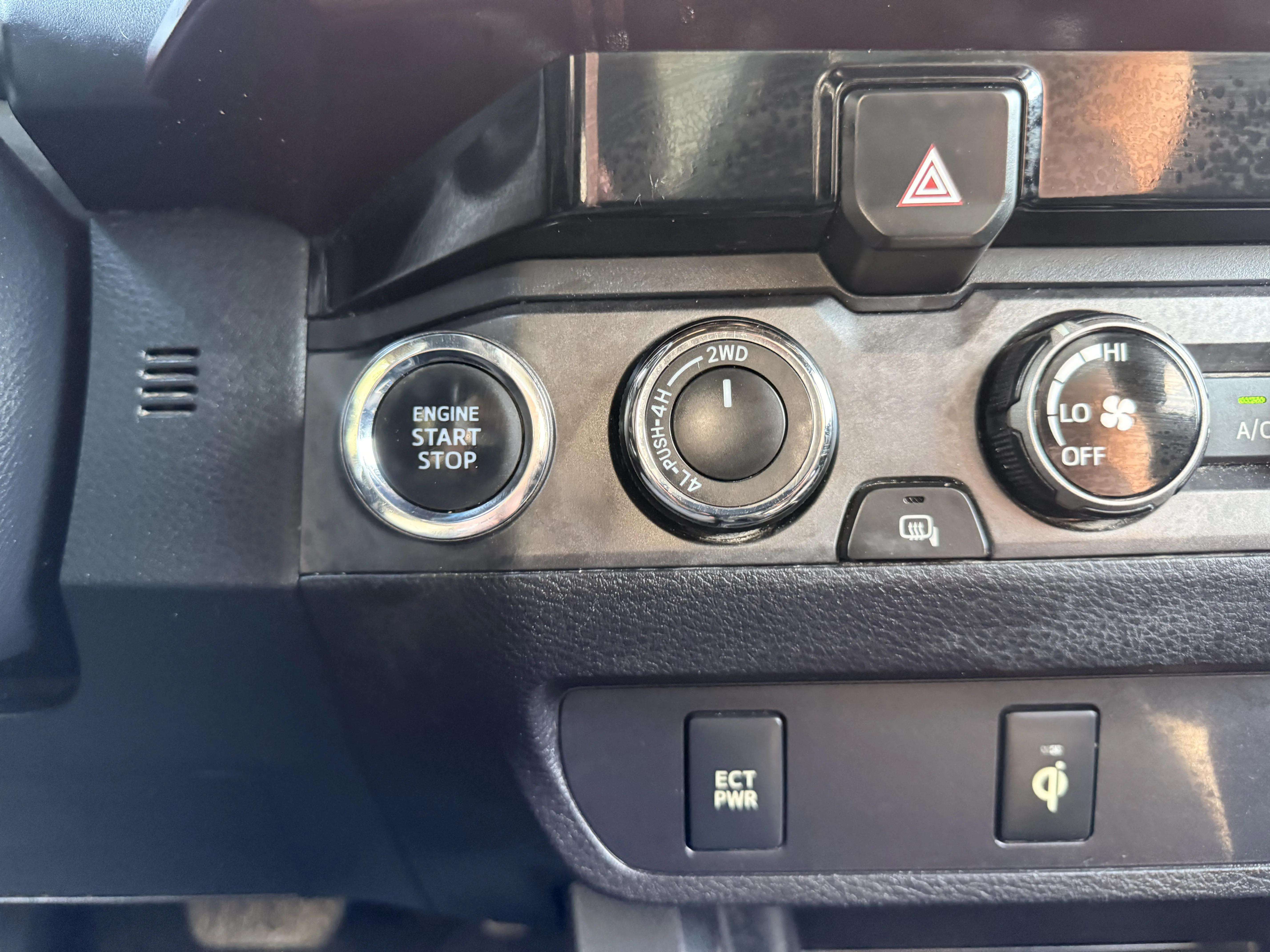 2017 Toyota TACOMA TRD OFF ROAD V6 DOUBLE CAB 4WD — photo 11