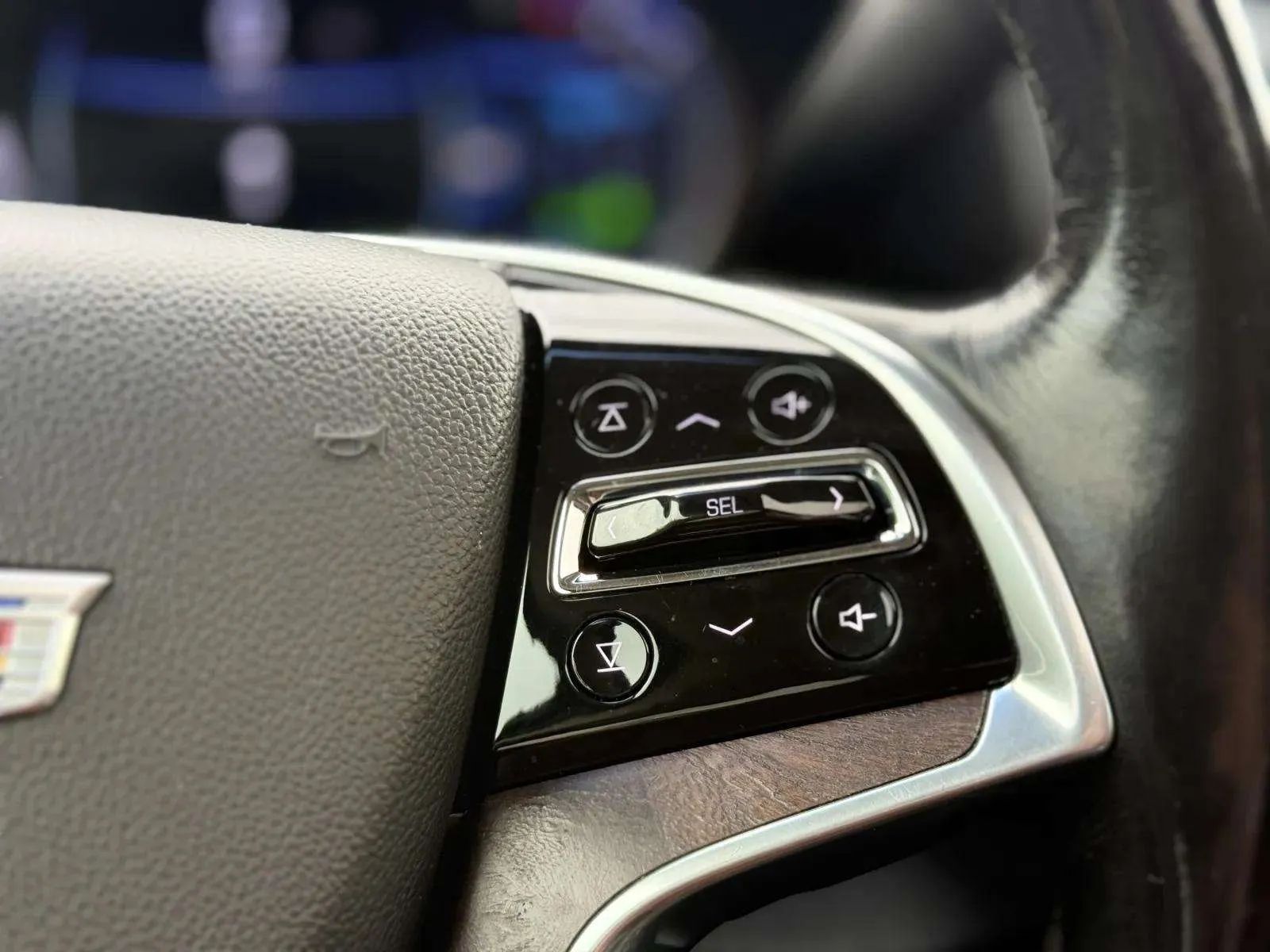 2018 Cadillac Escalade Premium Luxury — photo 15