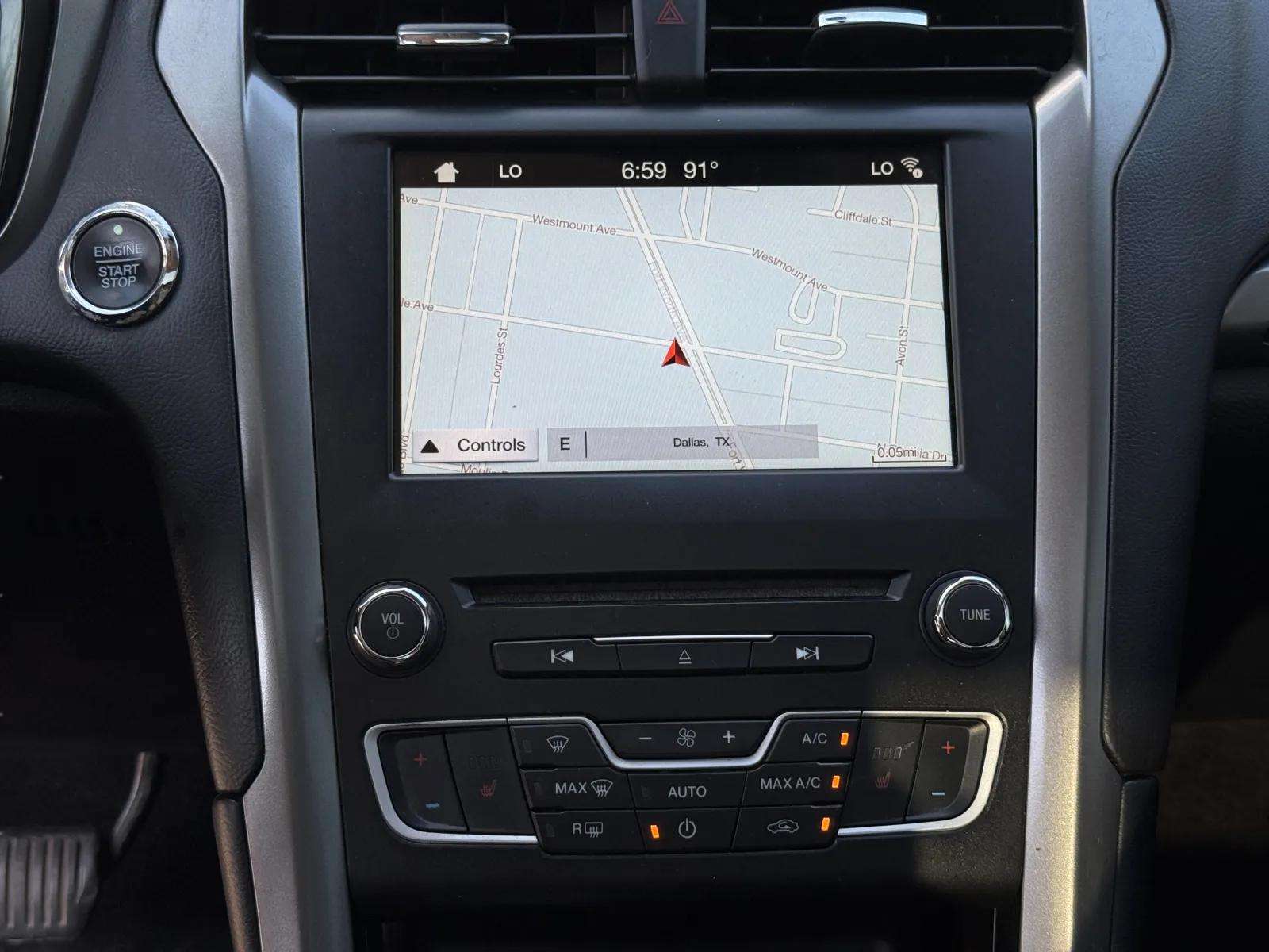 2018 Ford FUSION SE AWD — photo 13