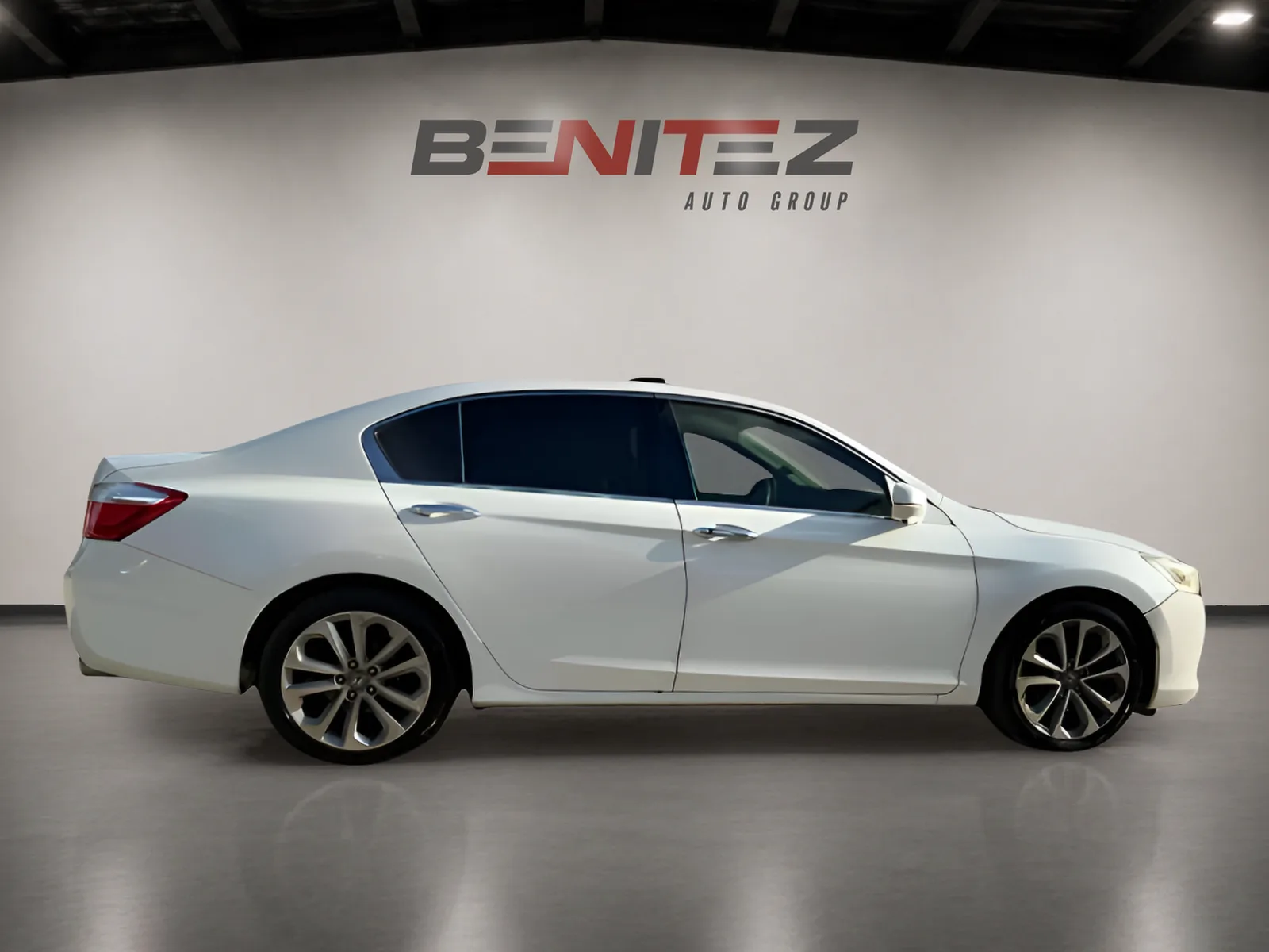 2014 Honda Accord Touring Sedan 4d — photo 6
