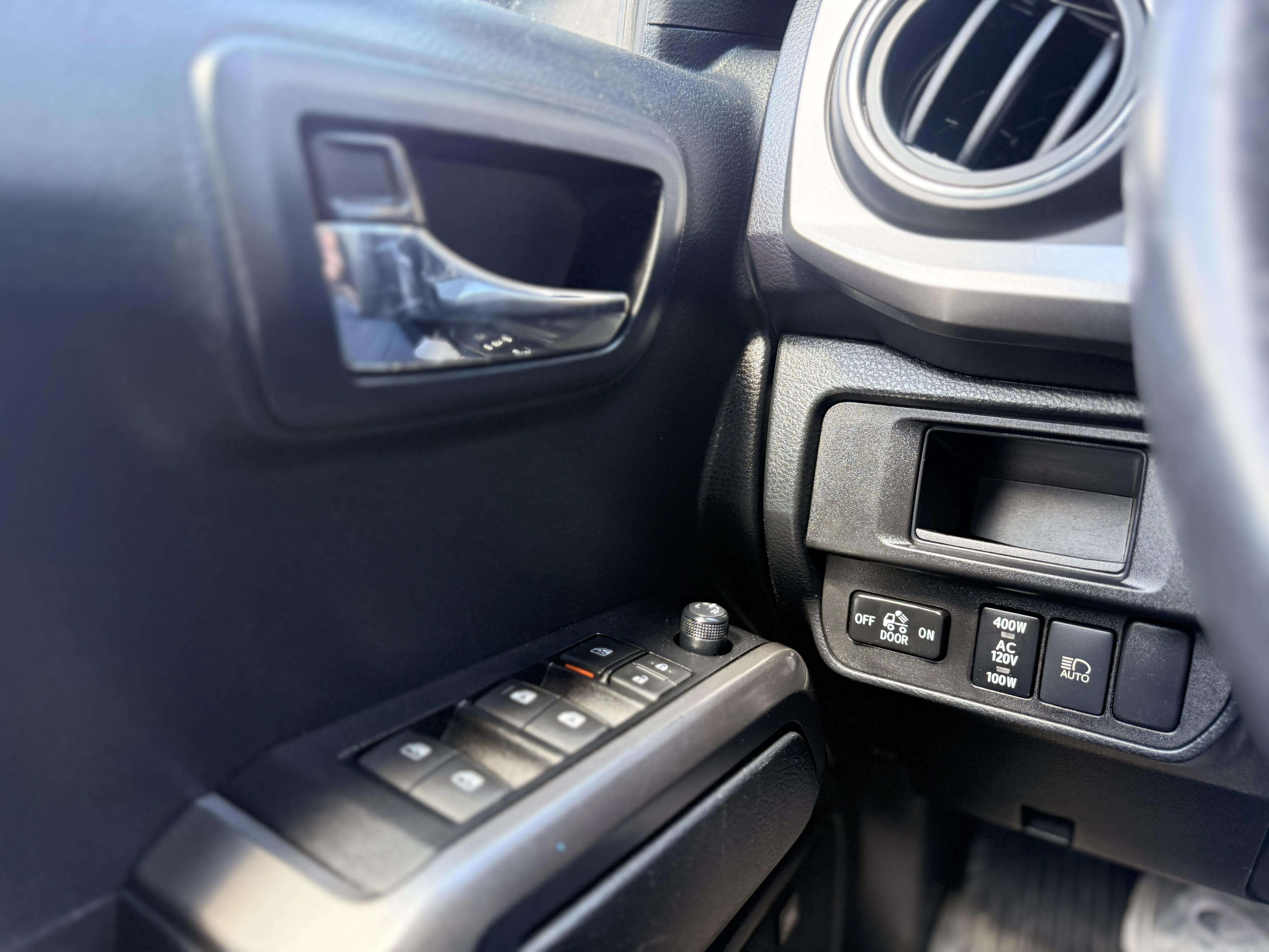 2019 Toyota TACOMA Limited Double Cab 4WD — photo 28