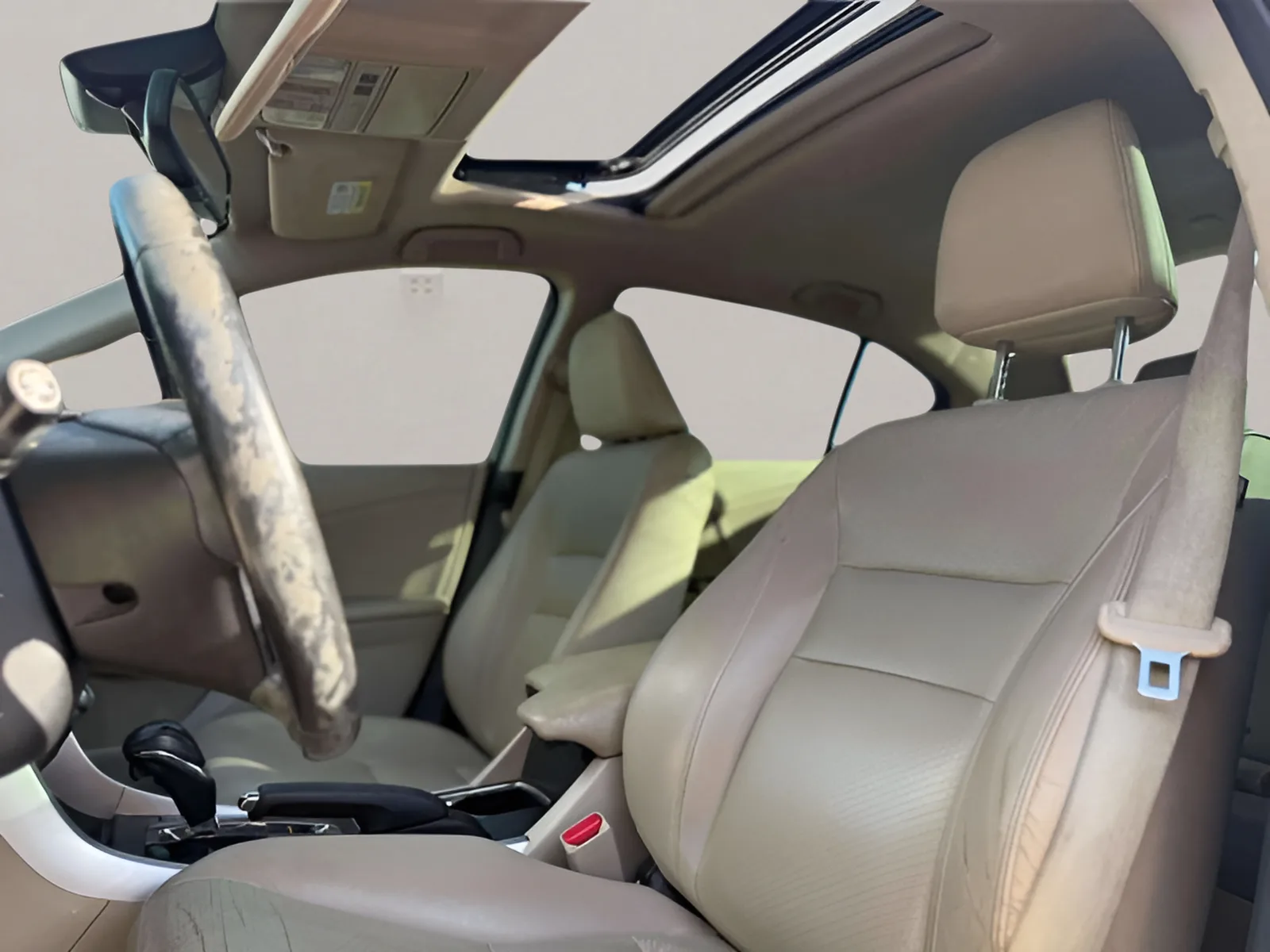 2014 Honda Accord Touring Sedan 4d — photo 9