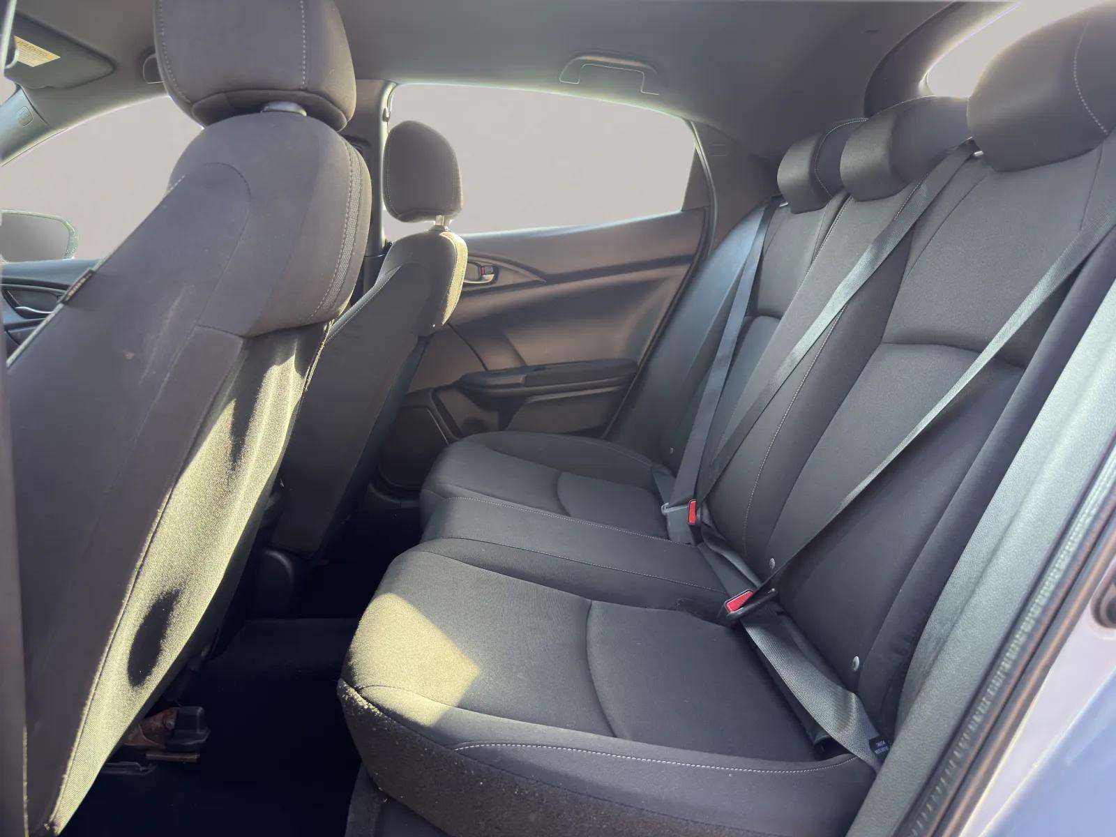 2018 Honda CIVIC HATCHBACK SPORT FWD — photo 25
