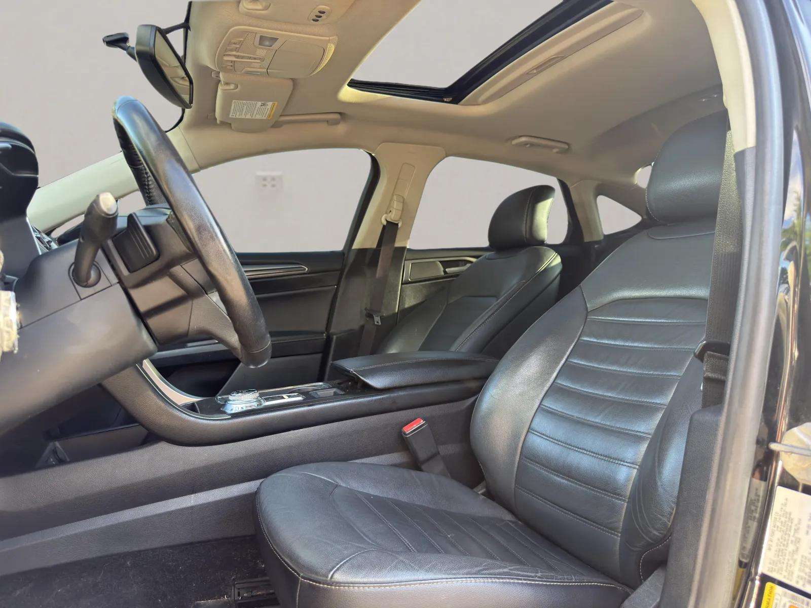 2018 Ford FUSION SE AWD — photo 21