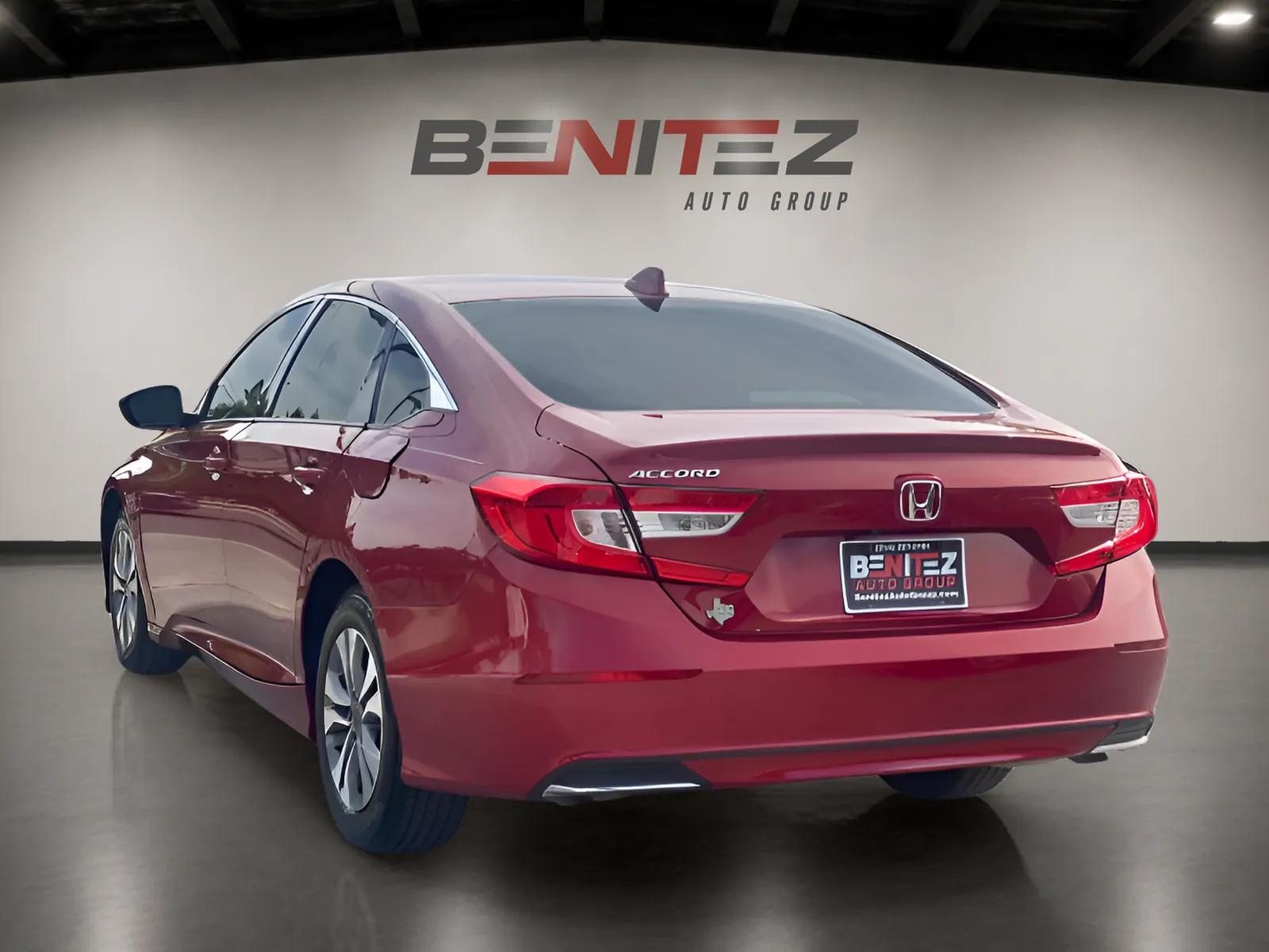 2019 Honda ACCORD LX Sedan — photo 6