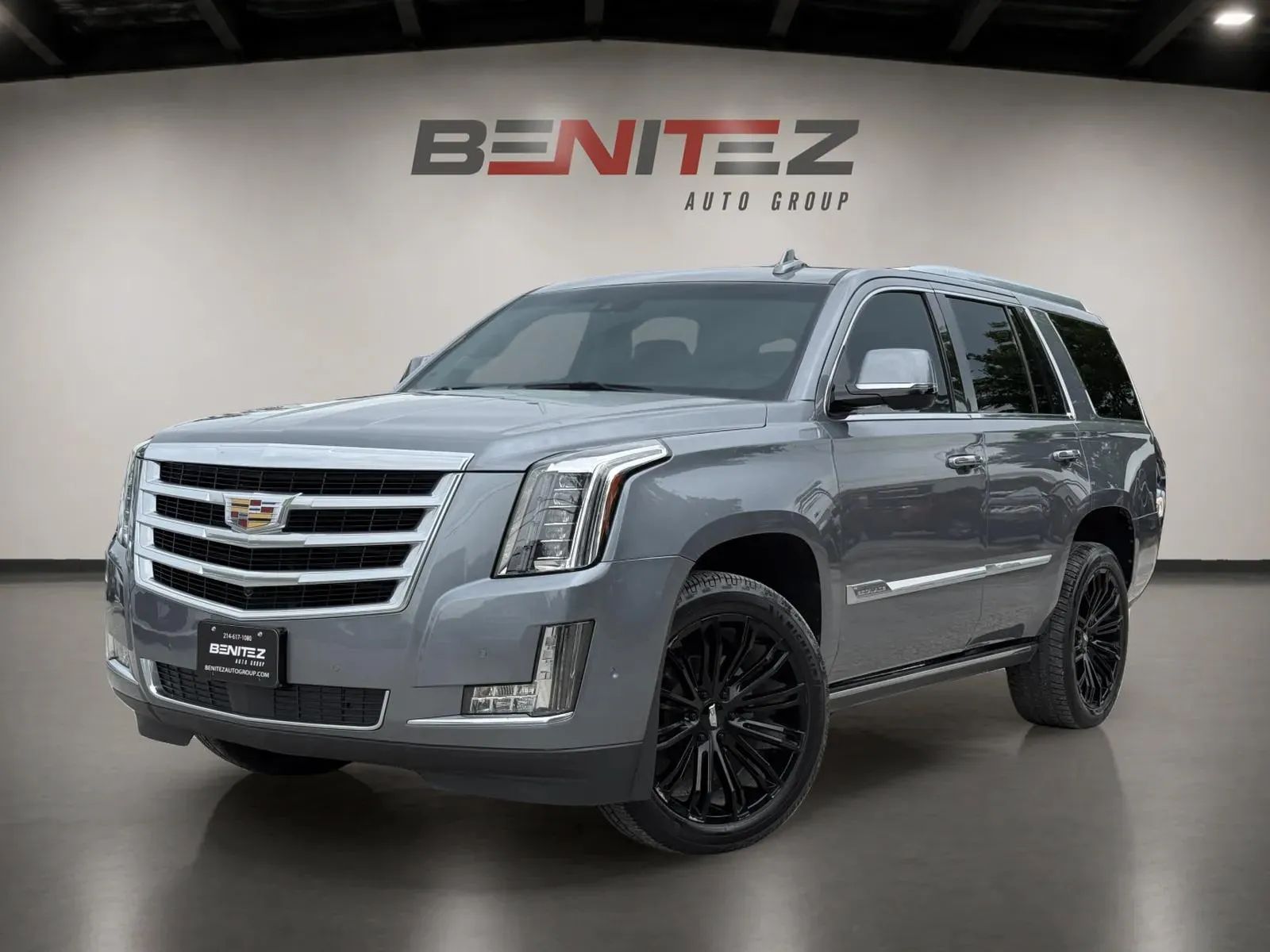 2018 Cadillac Escalade Premium Luxury — photo 2
