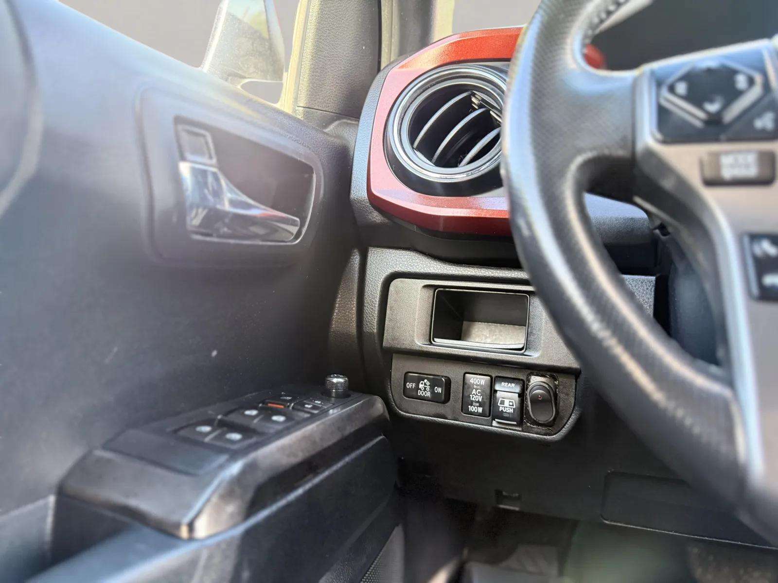 2017 Toyota TACOMA TRD OFF ROAD V6 DOUBLE CAB 4WD — photo 8