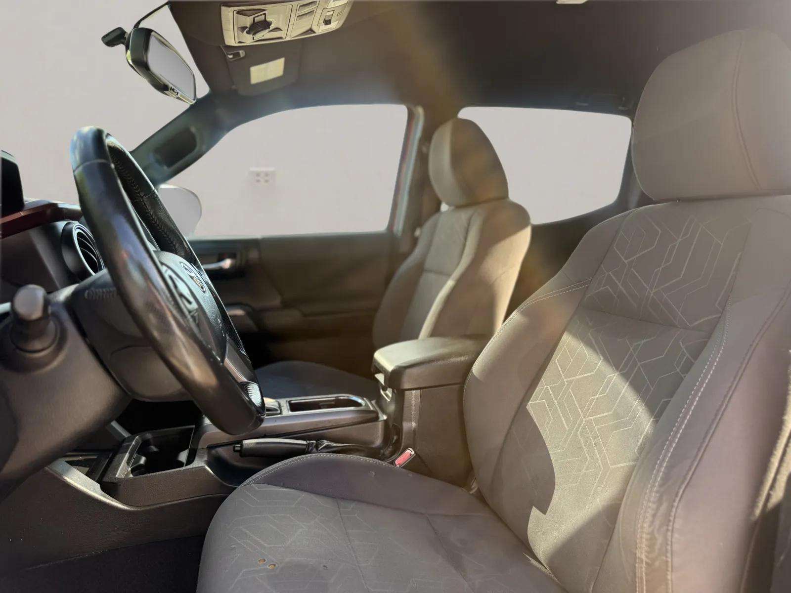 2017 Toyota TACOMA