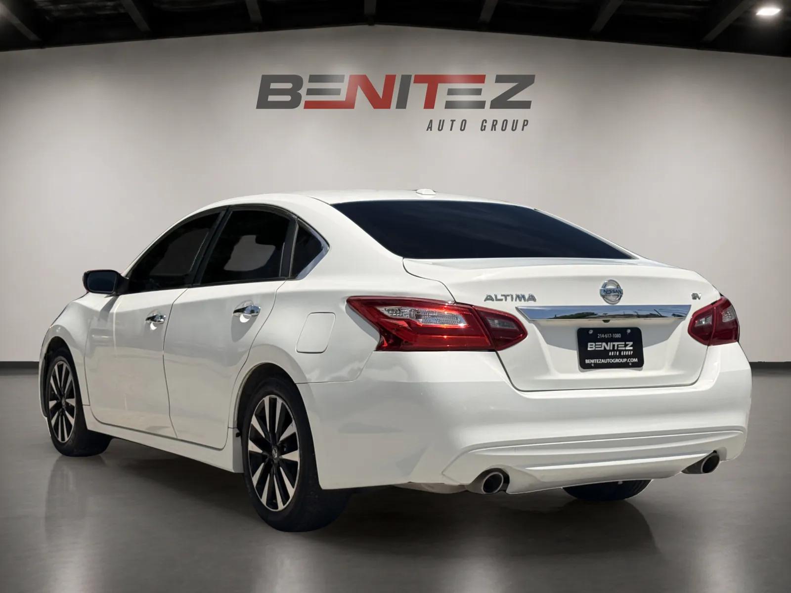 2018 Nissan Altima 2.5 SV Sedan 4D — photo 7