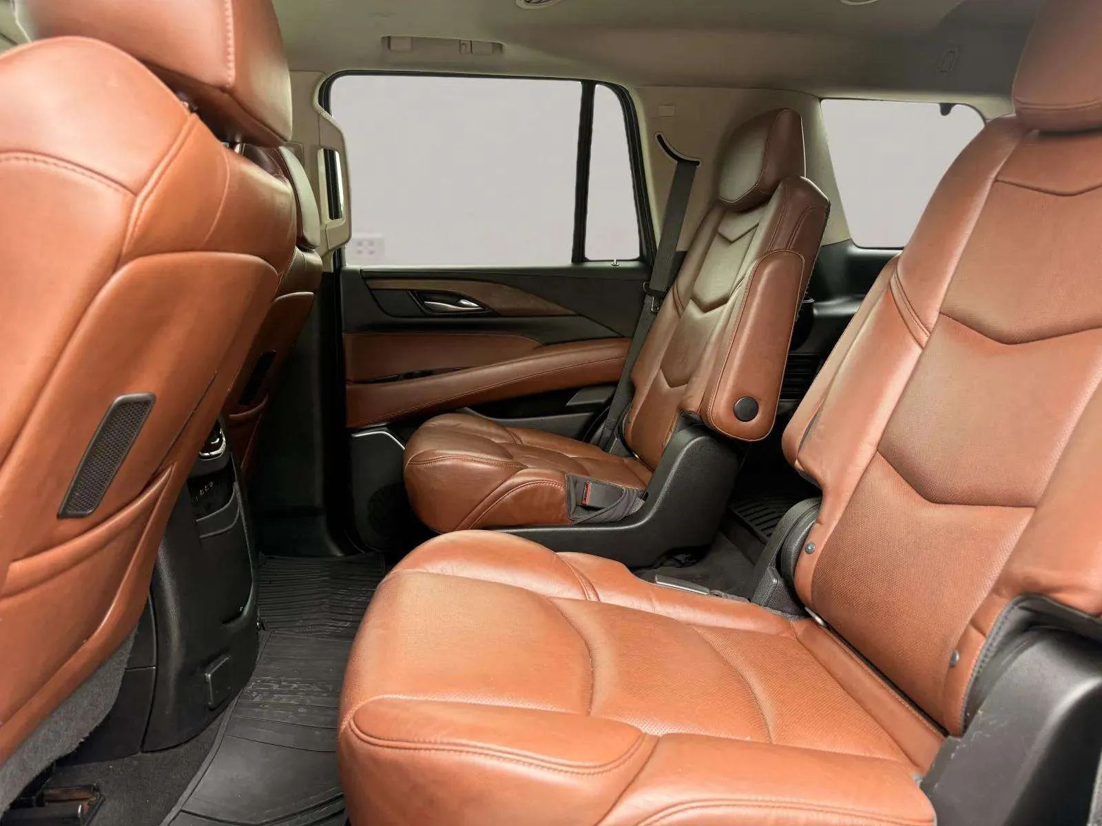 2018 Cadillac Escalade Premium Luxury — photo 29