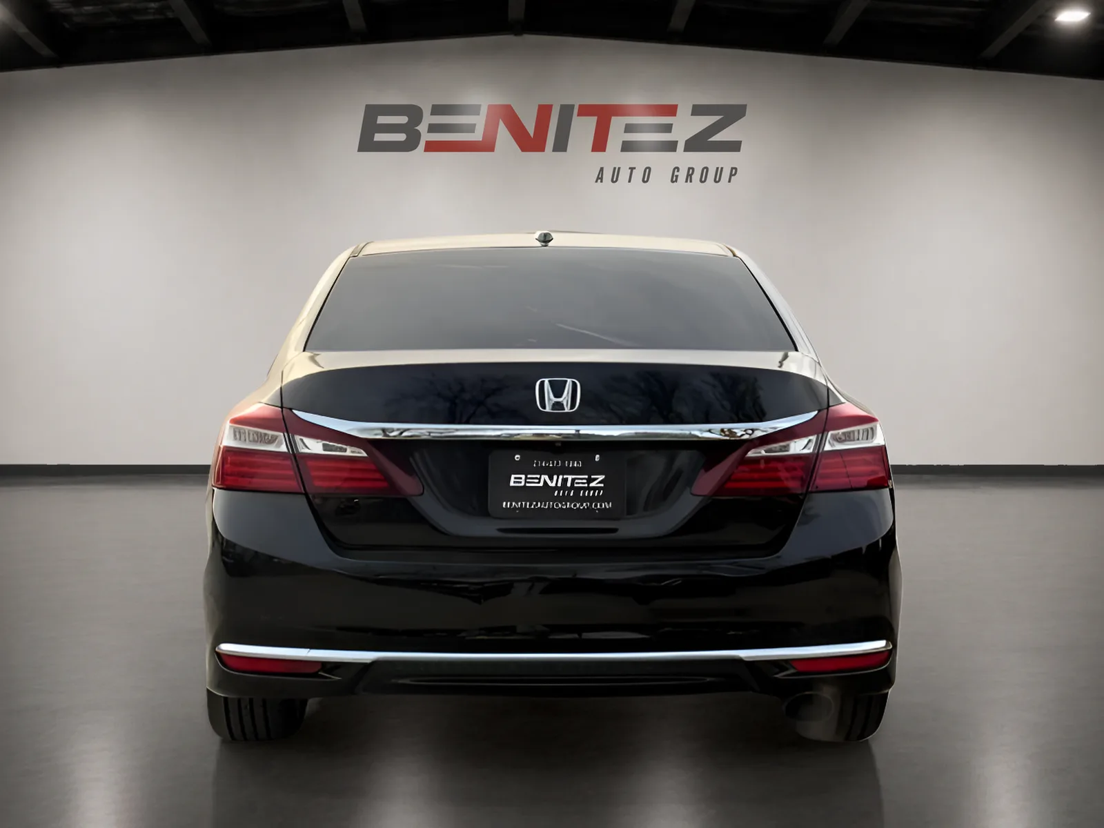 2017 Honda ACCORD EX-L FWD WITH NAVIGATION AND HONDA SENSING — photo 4