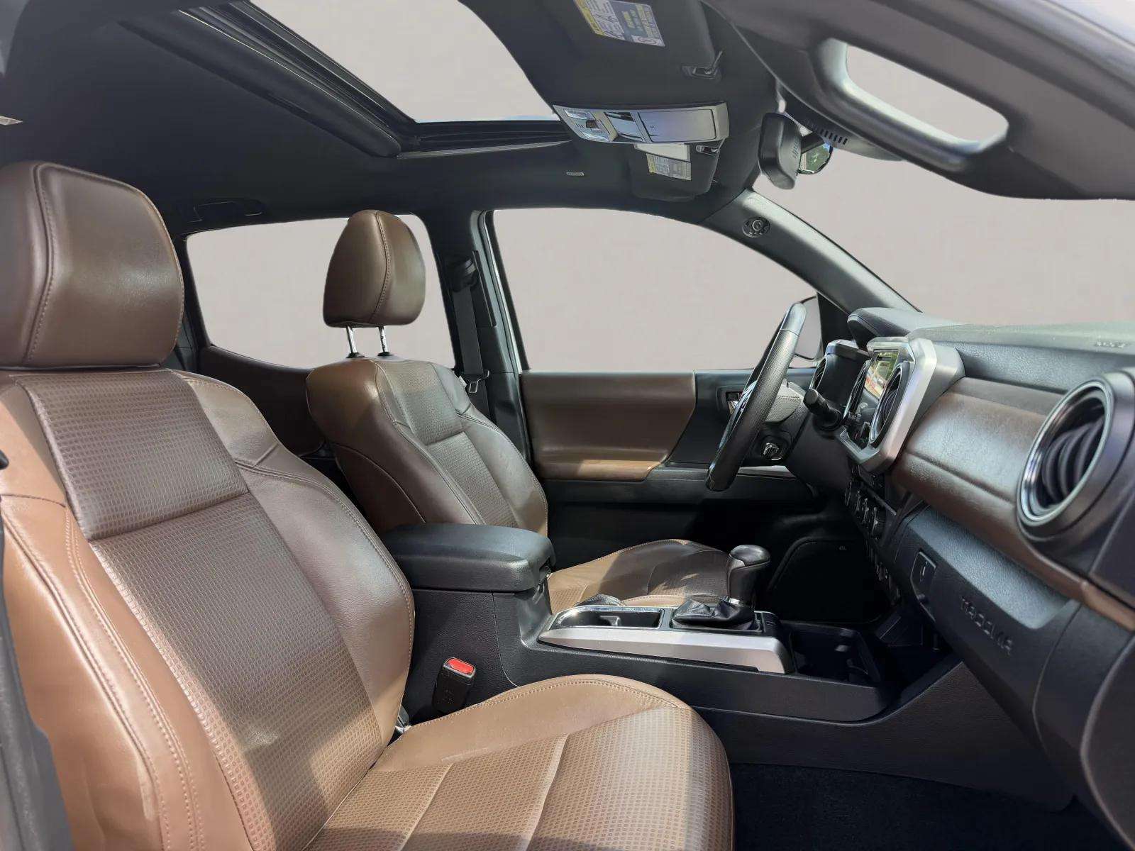 2019 Toyota TACOMA Limited Double Cab 4WD — photo 16
