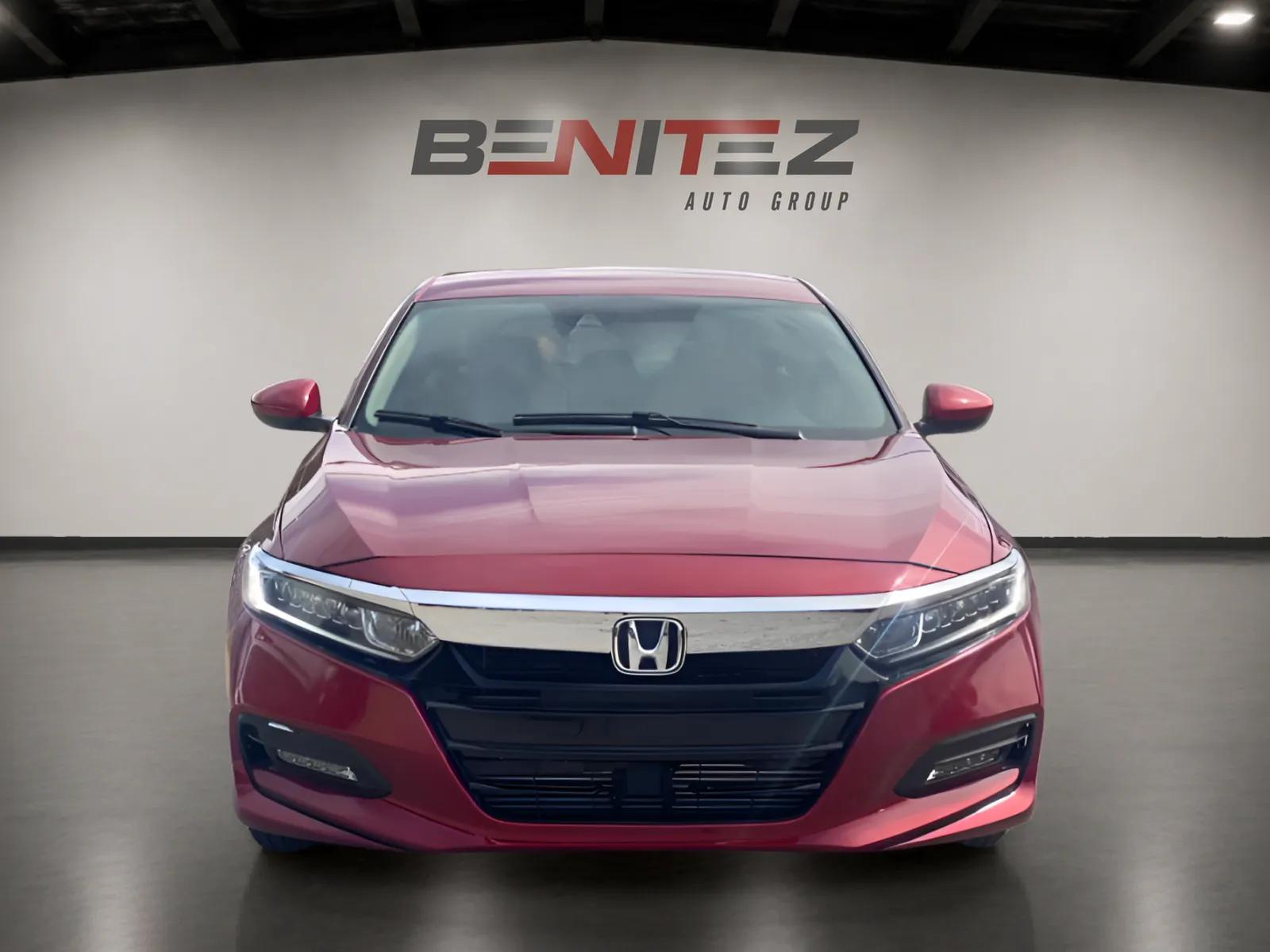 2019 Honda ACCORD LX Sedan — photo 2