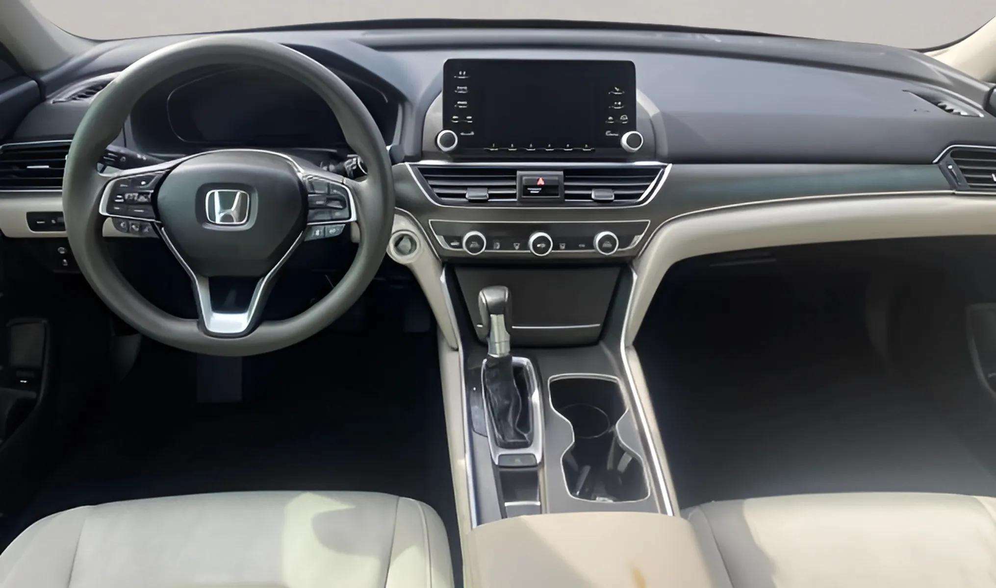 2019 Honda ACCORD LX Sedan — photo 8
