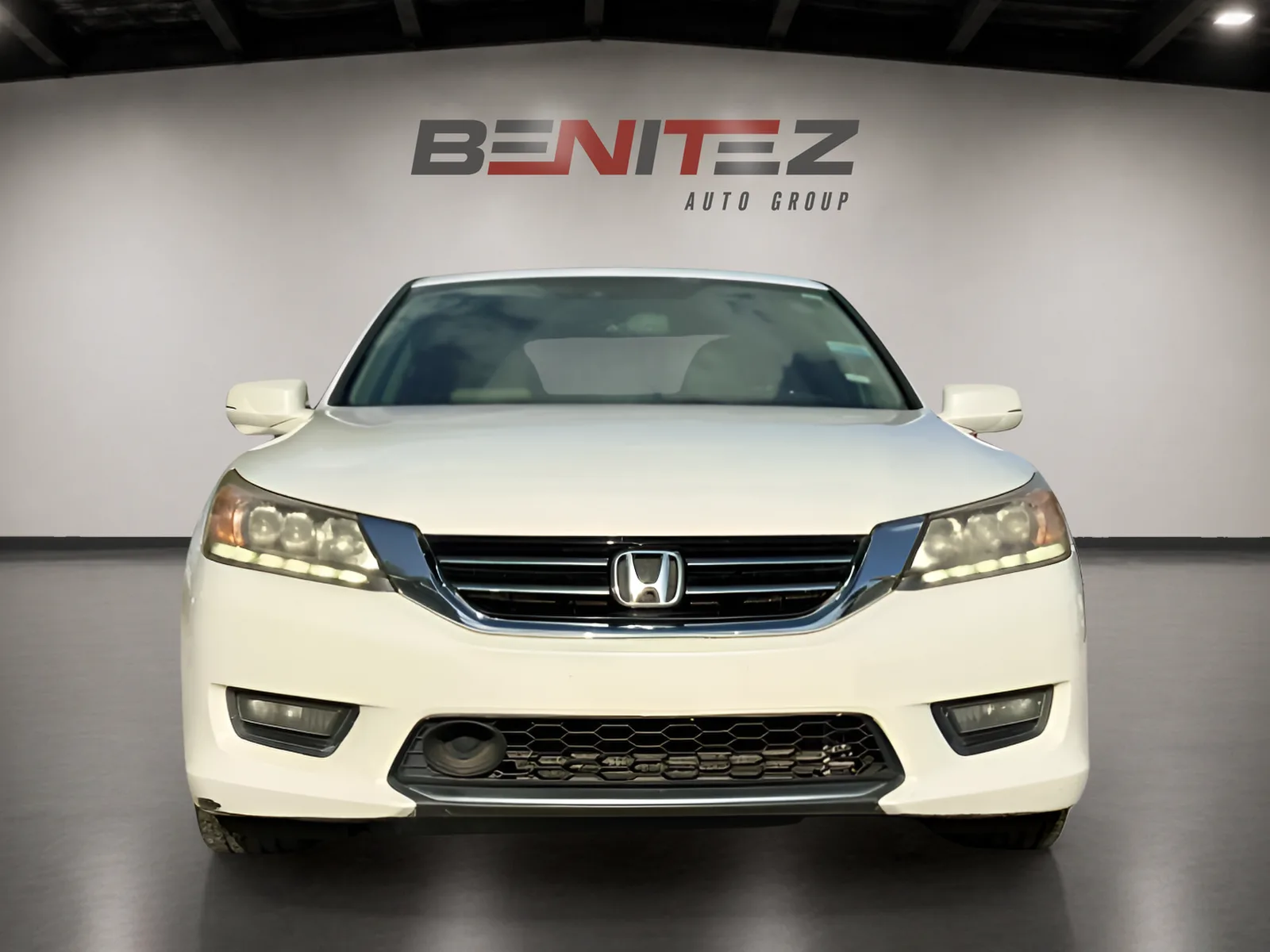 2014 Honda Accord Touring Sedan 4d — photo 8