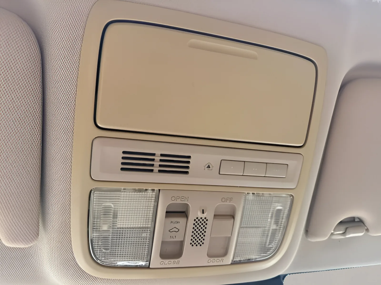 2017 Honda ACCORD EX-L FWD WITH NAVIGATION AND HONDA SENSING — photo 17