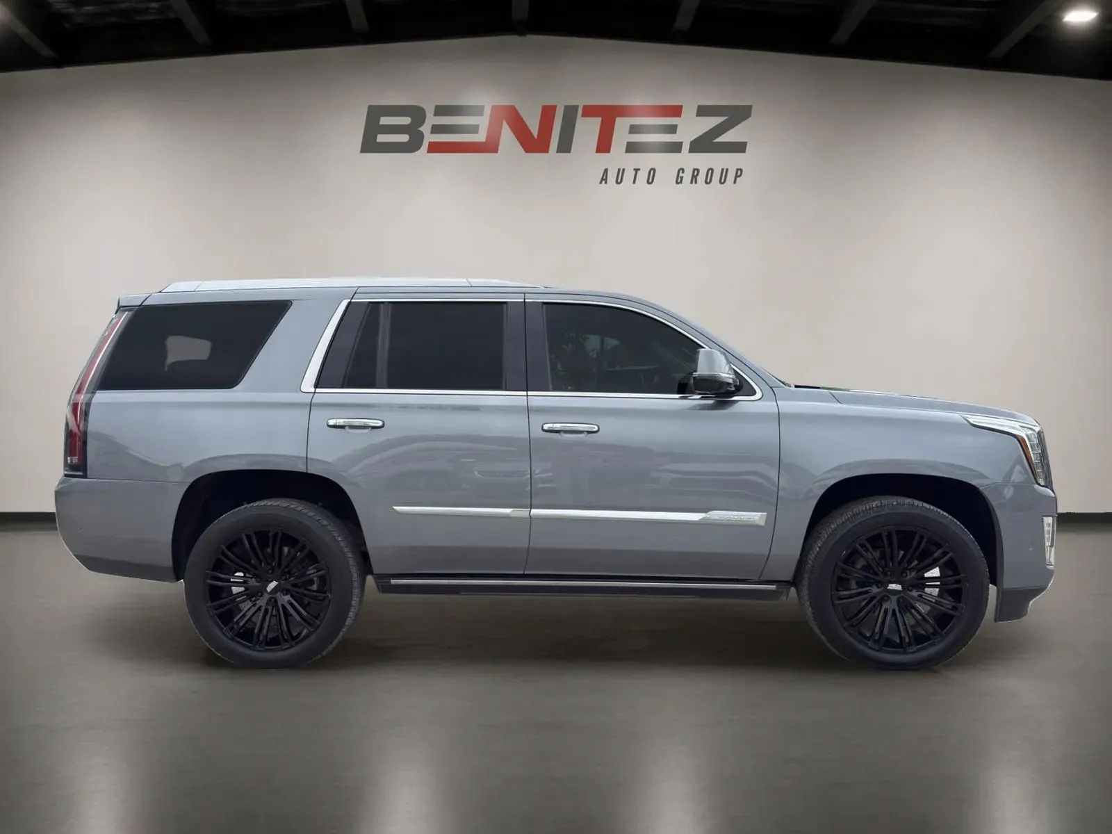 2018 Cadillac Escalade Premium Luxury — photo 5