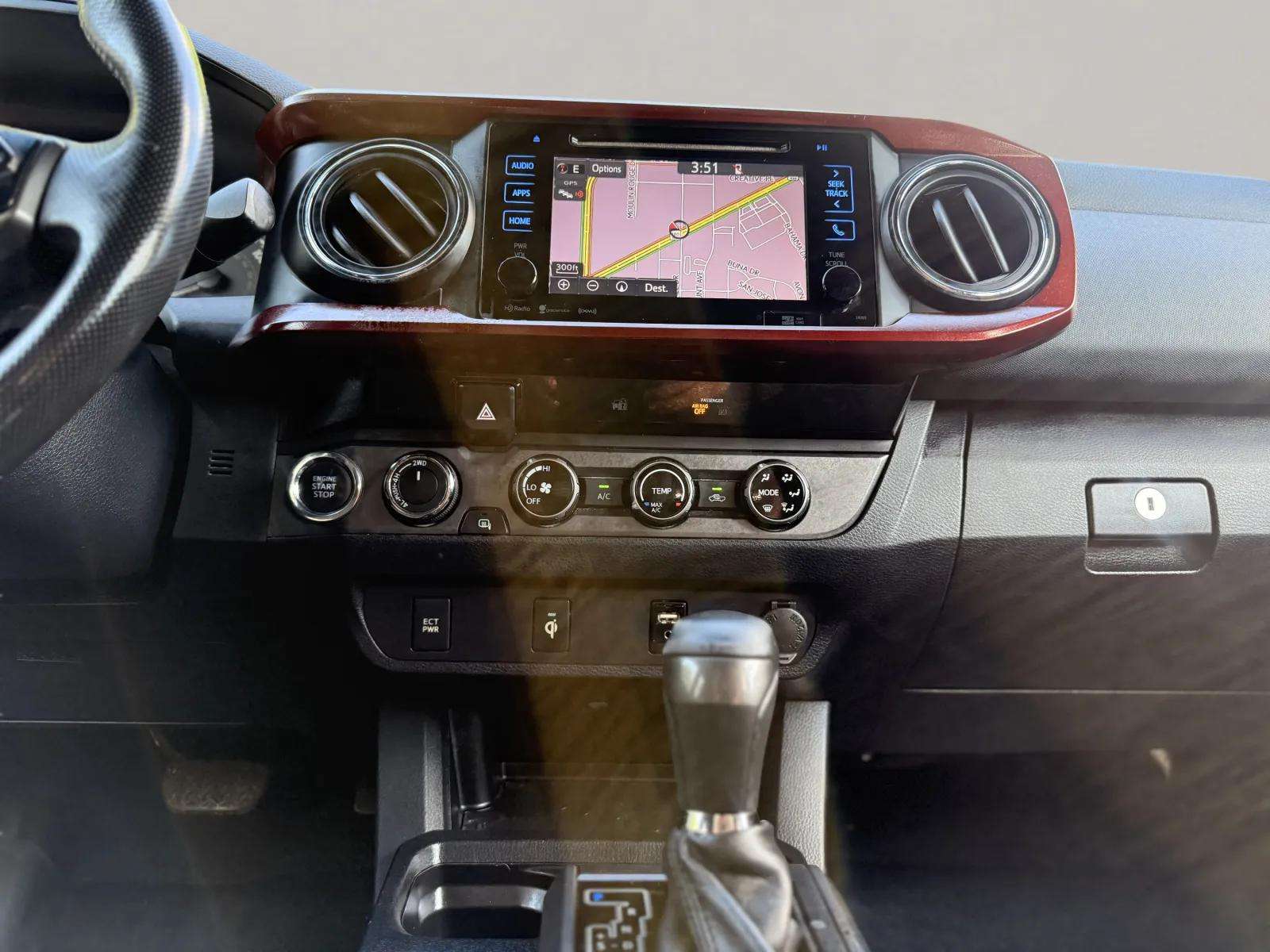 2017 Toyota TACOMA TRD OFF ROAD V6 DOUBLE CAB 4WD — photo 6