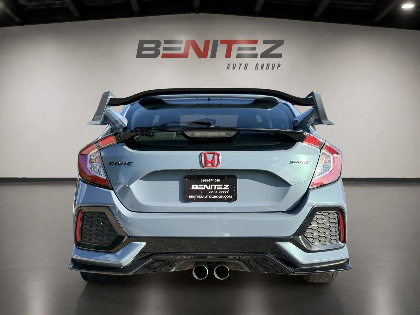 2018 Honda CIVIC HATCHBACK SPORT FWD — photo 11