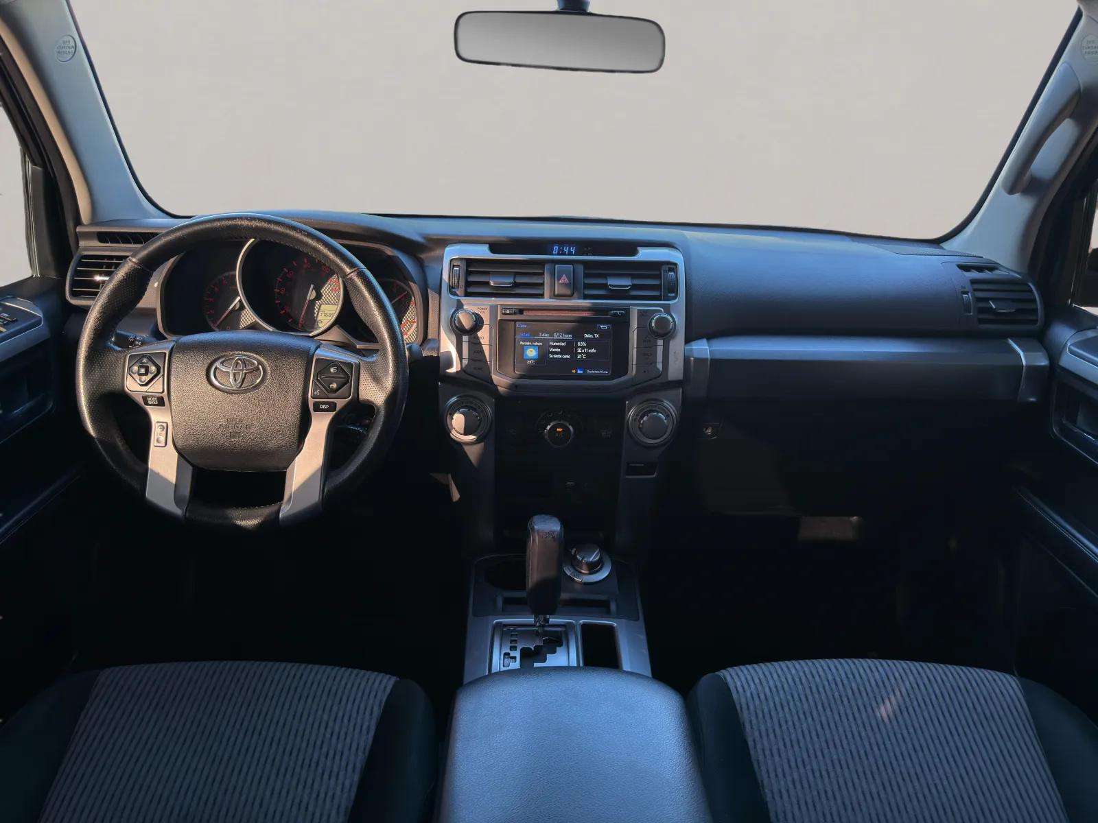2016 Toyota 4RUNNER SR5 4WD — photo 12